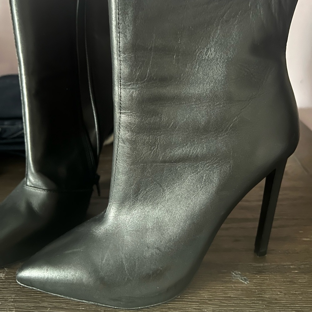 Tony Bianco size 8 boots